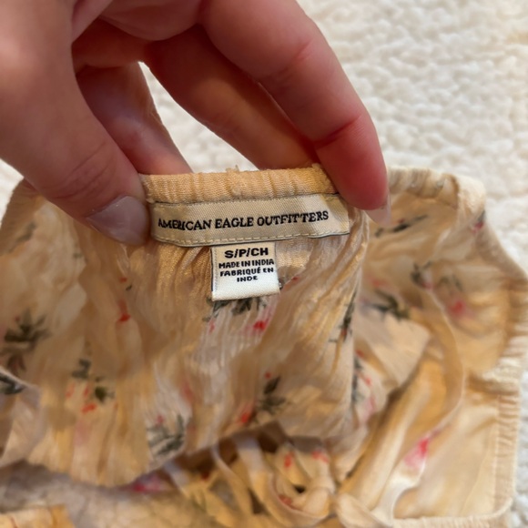 American Eagle Top - Picture 4 of 4